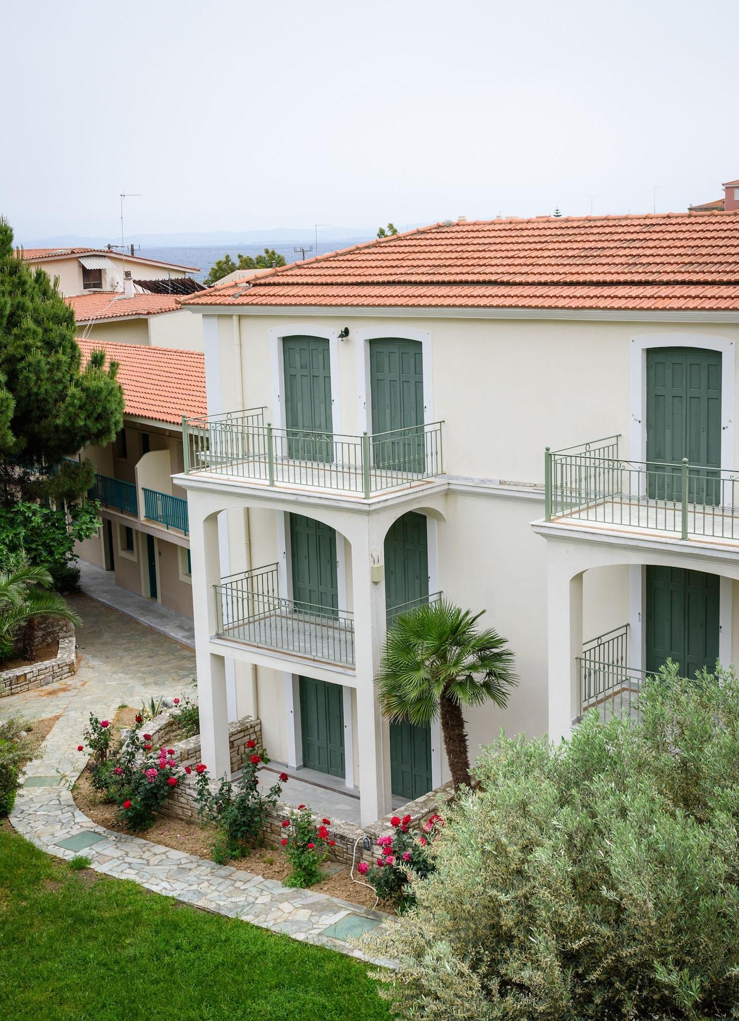 Kyveli Hotel Apartments Vrontados Bagian luar foto