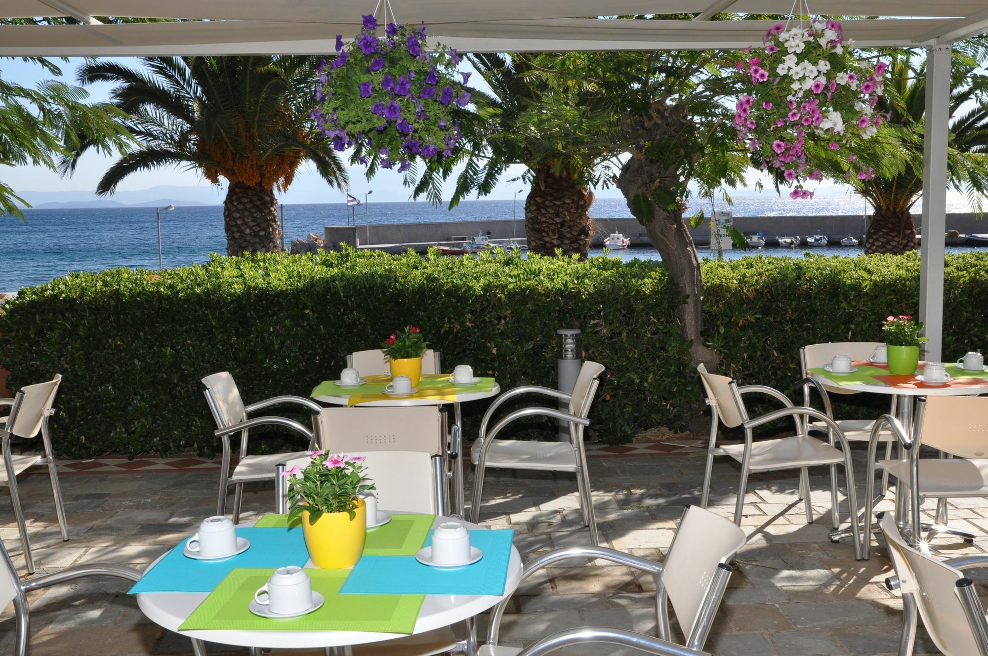 Kyveli Hotel Apartments Vrontados Bagian luar foto